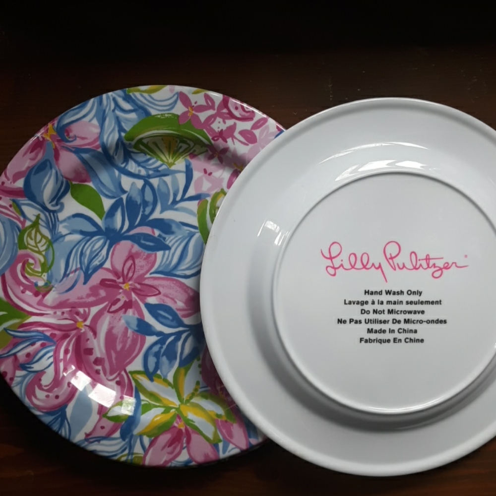 GWP set of 4 Lilly Pulitzer dinner plates